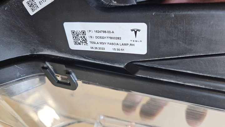 фото №12, Галоген правое led tesla модель 3 y 1624798-00-a