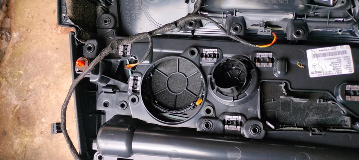 фото №7, Dekor боковина двері праві зад mercedes w213 рестайлінг