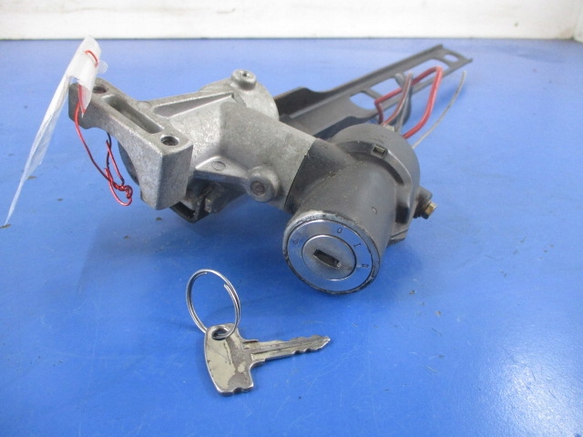фото №1, Вартбург 1.3 замок зажигания ключ