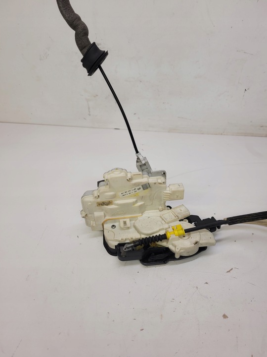 фото №3, Замок дверь правые перед audi a8 d4 4h1837016e