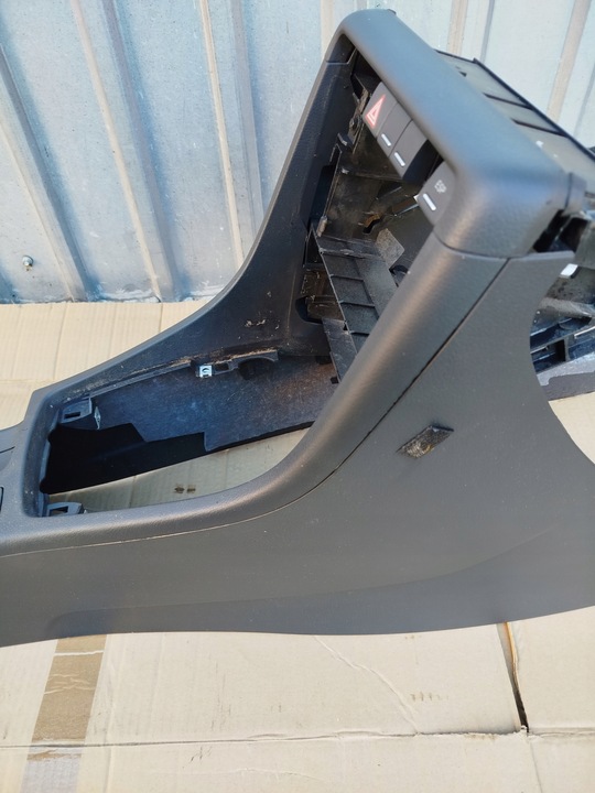 фото №8, Audi a4 b6 b7 туннель корзина рамка 2 din чёрный