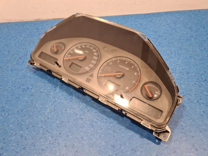 фото №6, Volvo s60 i 2.3t спидометр 69294-570t