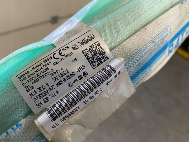 фото №5, Vw golf vii hb шторка повітряна права 5g4880742a