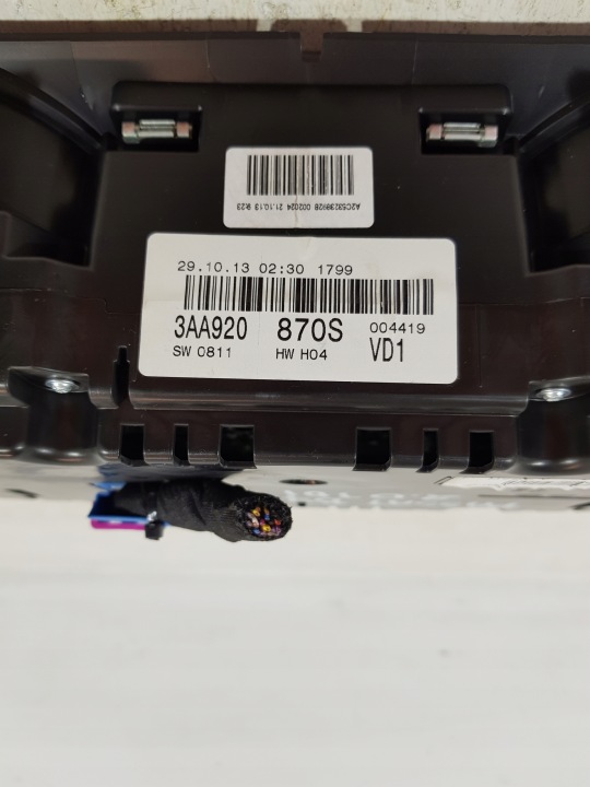 фото №9, Панель приладів 3aa920870s vw passat b7 2.0 tdi eur