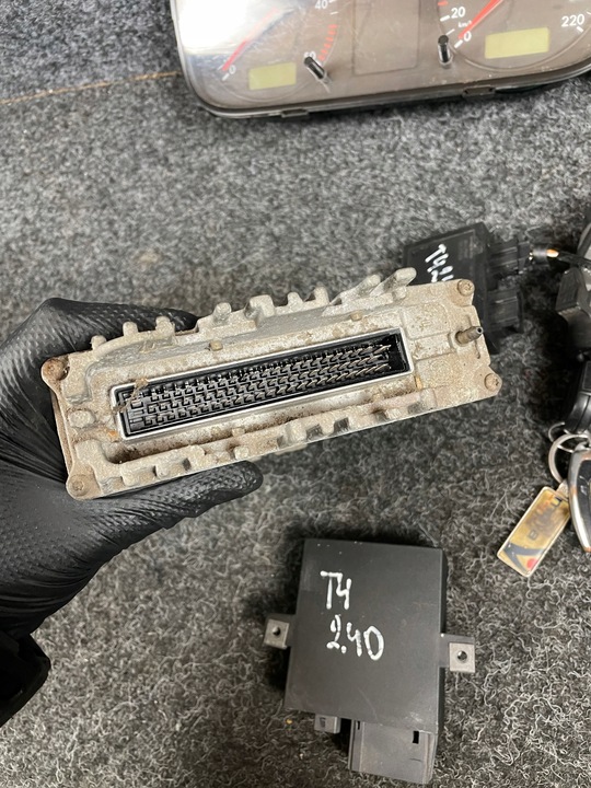 фото №7, Vw transporter t4 2.4 d набор стартовый 074906021s 0281001829