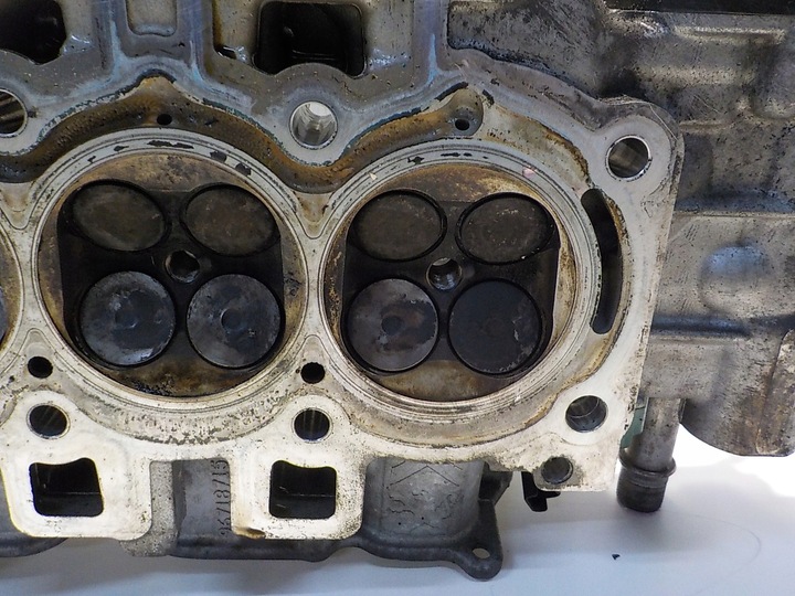 фото №9, Peugeot 208 1.2 vti 82km hmz hm01 головка комплектна