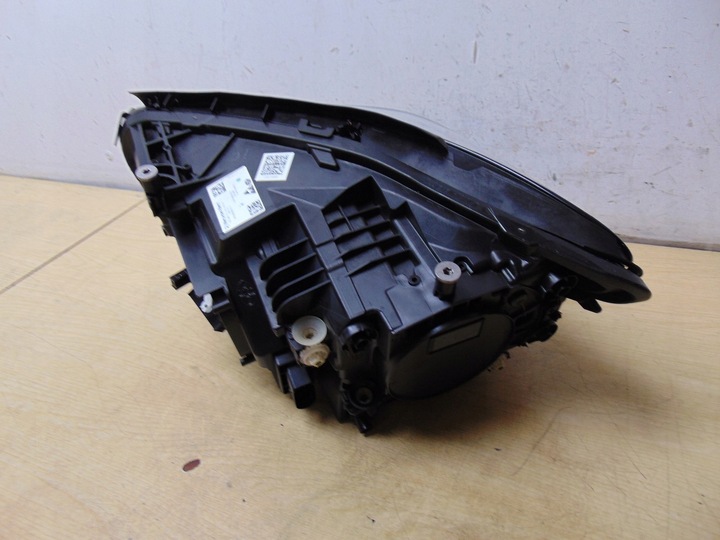 фото №10, Лампа права перед mercedes w247 повний led європа