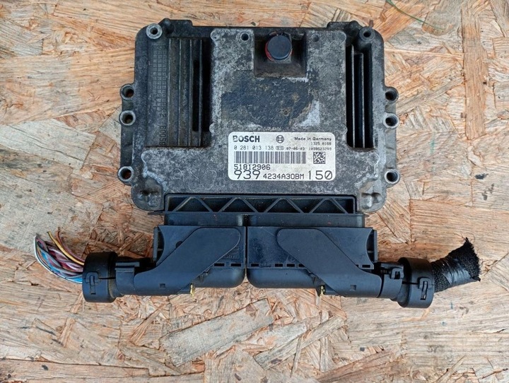 фото №1, Блок керування двигуна комп'ютер alfa romeo 159 1.9 0281013138