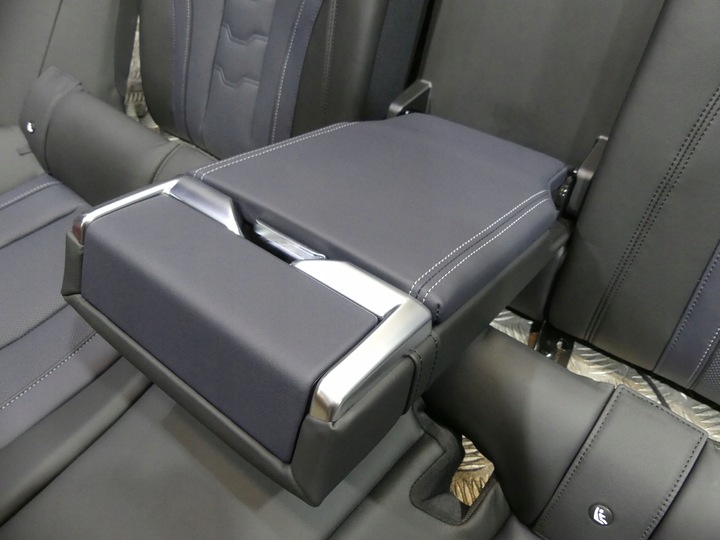 фото №13, Bmw 8 g16 individual оббивка сидіння диван підігрів вентиляція обшивки 20 km