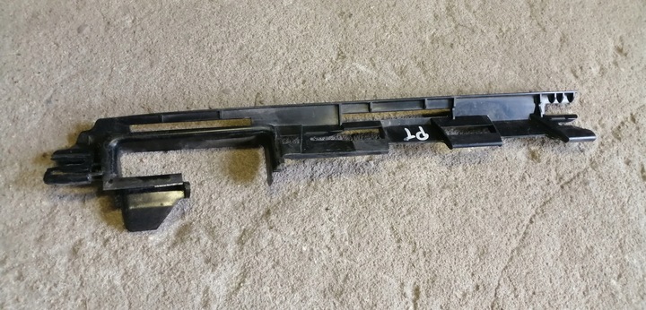 фото №1, Vw passat b7 защита правая петли 3c9827408a