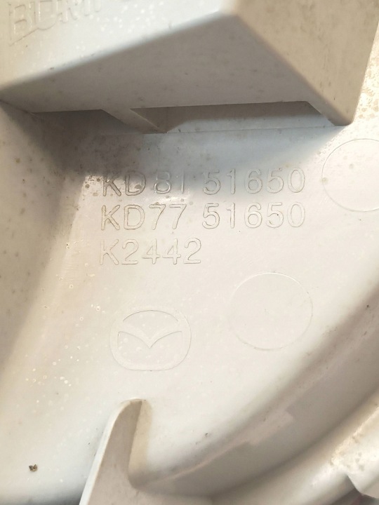 фото №14, Фара бампера правое зад противотуманная фара mazda cx-5 kd8151650
