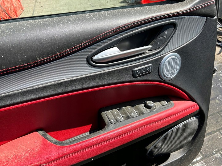 фото №9, Alfa romeo stelvio дверь левая перед комплект