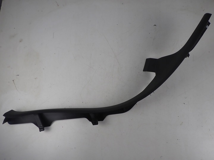 фото №1, Захист обшивка порога праві зад audi a5 8t 8t8867768