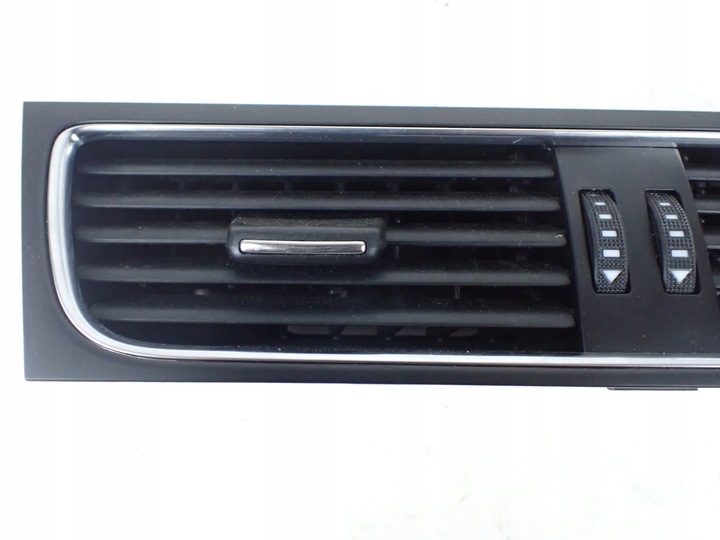 фото №7, Решётка воздуховод средняя audi a5 8t 8t1820951c