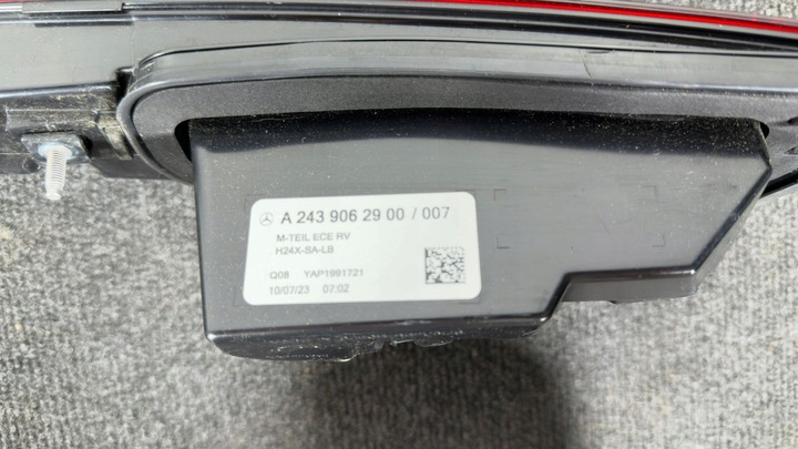 фото №7, Mercedes eqa w243 a243 243 лампа зад задня w кришка багажника середня зчеплення гарна eu