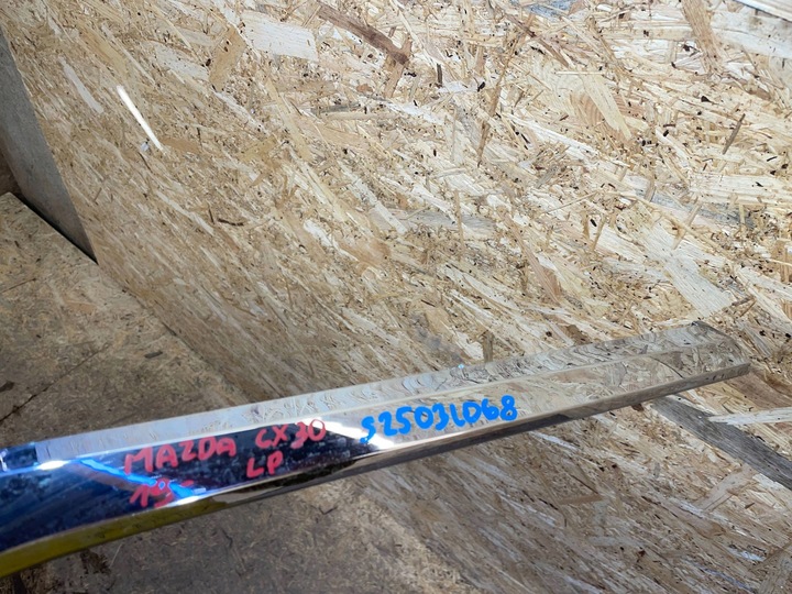 фото №9, Mazda cx30 cx-30 19- планка хром лівий бампер перед решітка решітка