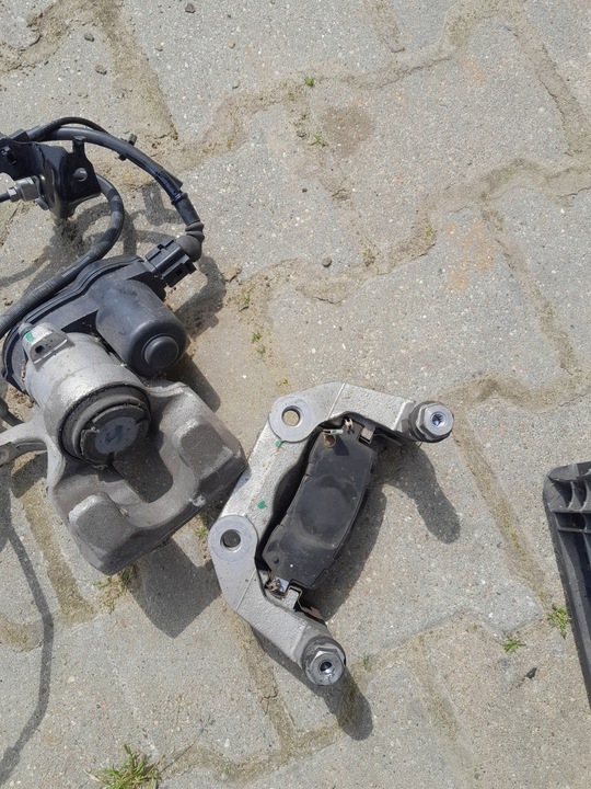 фото №1, Супорт лівий зад odyssey 2017- новий модель