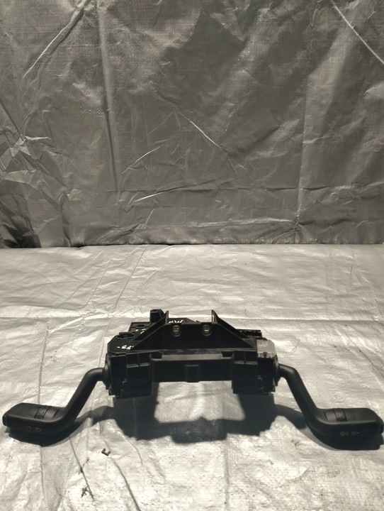 фото №8, Переключатель комбинированный подрулевые рычаги c-max focus mk2 3m5t-13n064-fd