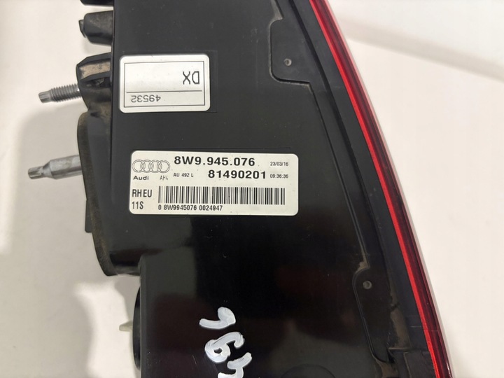 фото №12, Audi a4 b9 8w универсал avant лампы зад левая правая комплект