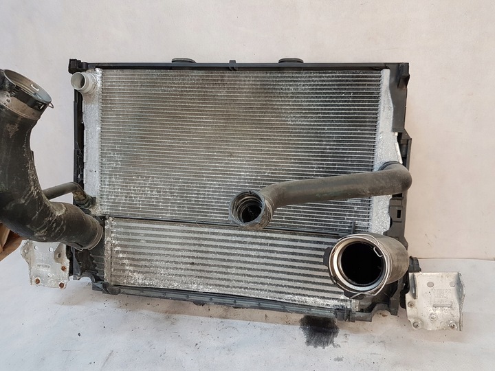 фото №9, Bmw f10 f11 f06 радиаторов воды климат набор 2.0d