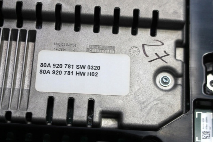 фото №6, Audi q5 приборы спидометр дизель 80a920781 80a 920 781 манометр спидометр дисплей