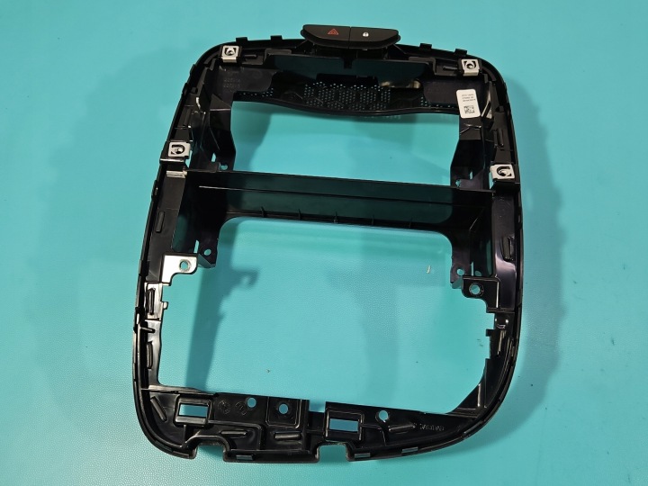 фото №10, Рамка радио renault clio iv 12-20 681043537r 682605325r
