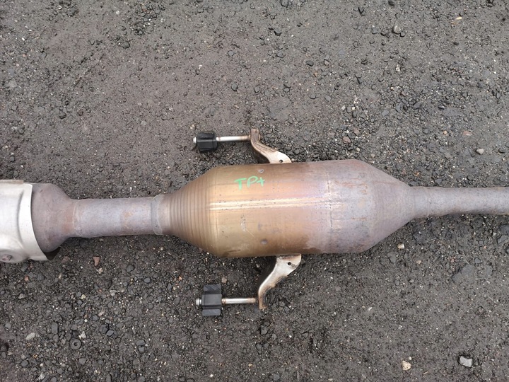 фото №6, Катализатор toyota prius plus 1.8 гибрид gp1 tb1