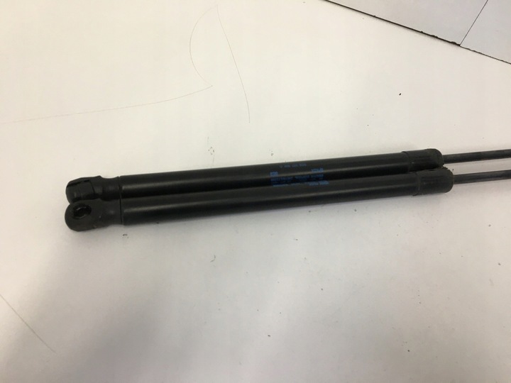 фото №12, Амортизатор кришки багажника vw polo 9n 9n3 версія 3d 5d 6q6827550c