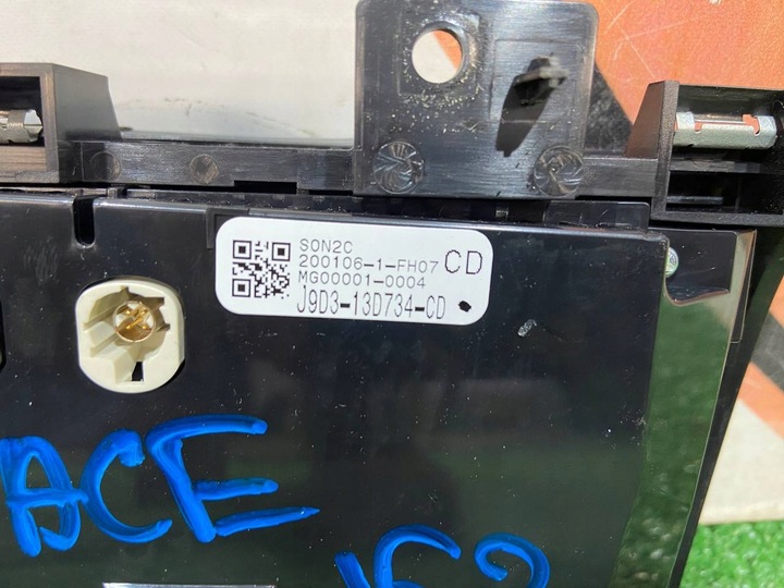 фото №9, Панель кондиционера jaguar i-pace x590 j9d3-13d734-cd