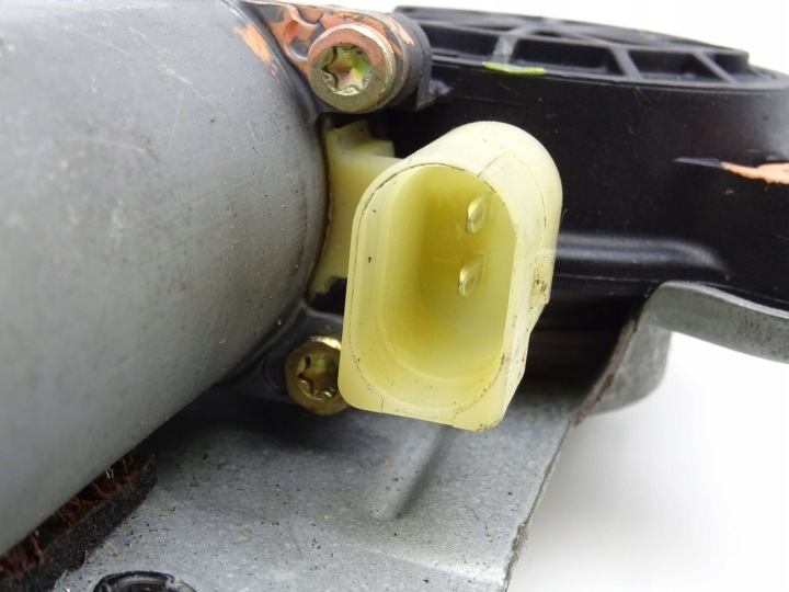 фото №6, Подъемник стекло левое зад volvo s60 119971xxx 2 pin nr1679