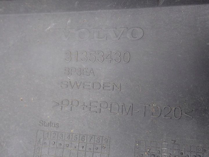 фото №11, Задній бампер volvo xc90 2 ii 256 2014-2018r 31353430