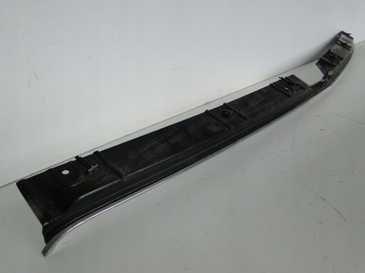 фото №7, Mercedes v клас 447 w447 планка хром nad решітка радіатора