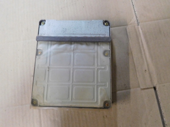 фото №8, Toyota yaris i 1.3 vvti 2nz-fekomputer 211000-5990