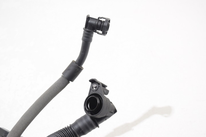 фото №10, Bmw f70 u06 x1 u11 u10 2,0 b48n b48p трубка  труба повітря turbo резонатор