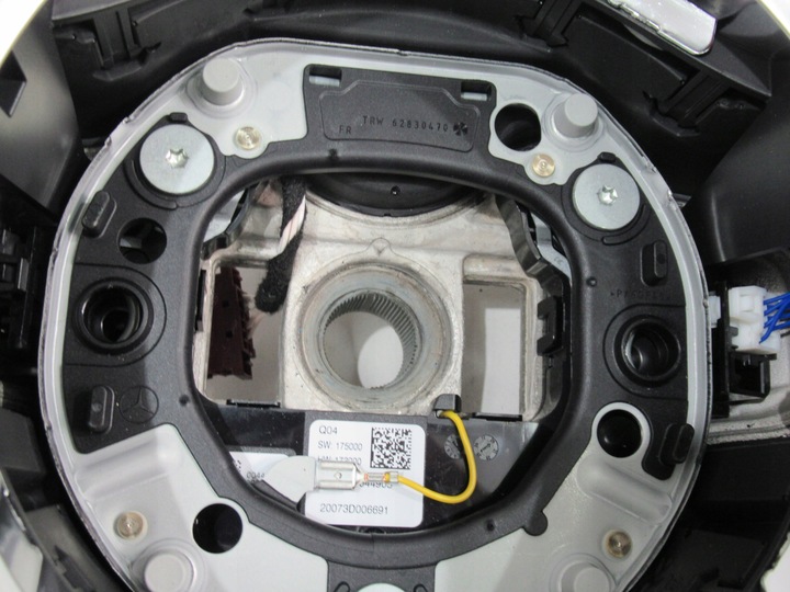 фото №11, A-klasa w177 руль мульти красная nić идеал a0050072099