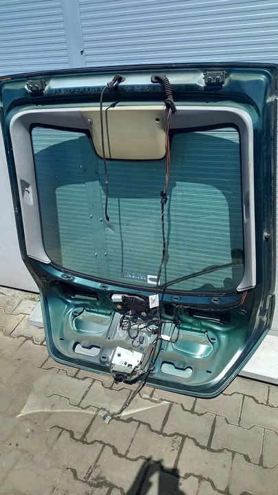 фото №11, Задняя крышка ford mondeo mk3 03r hb