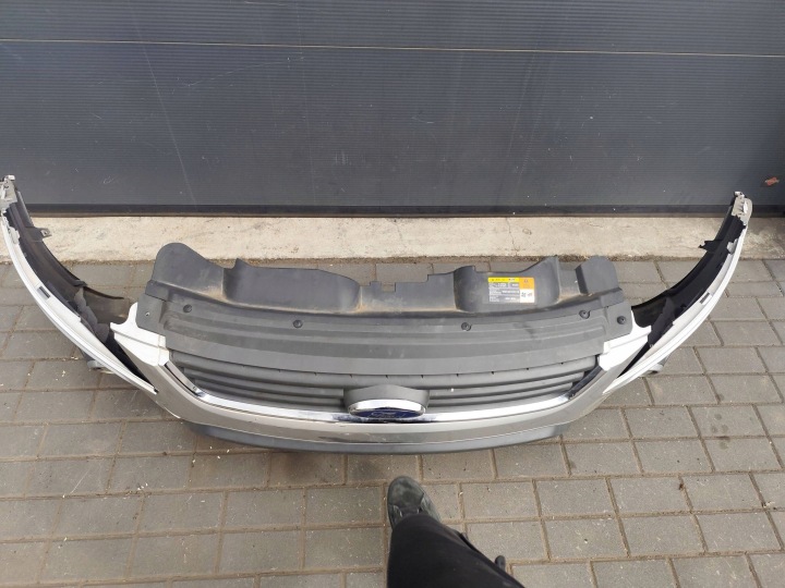 фото №9, Ford kuga mk1 - бампер перед 8v4117c749a