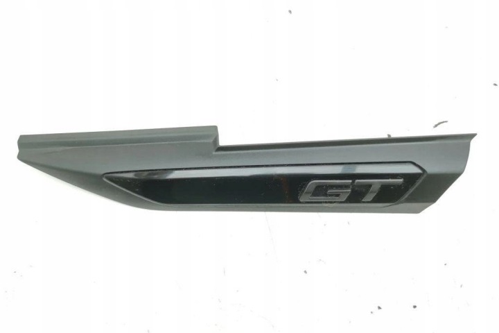 фото №13, Молдинг заднього правого крила peugeot 2008 ii 9825861580 1.2l бензин