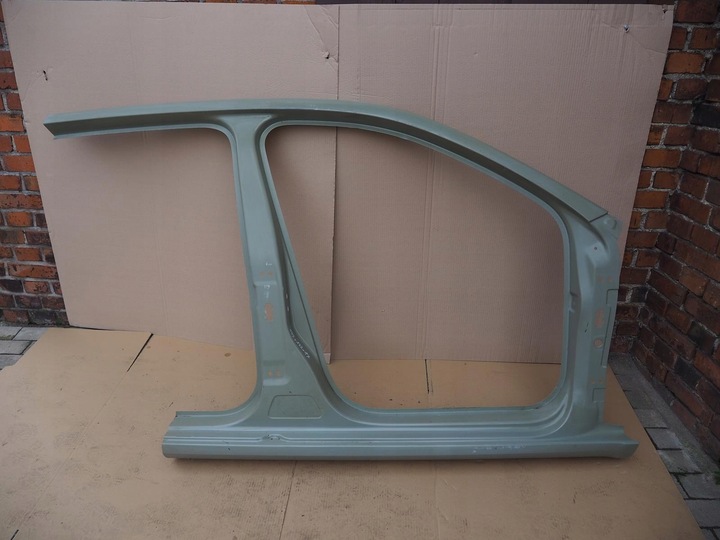 фото №1, Skoda octavia 3 iii обшивка поріг стійка праві 5e5