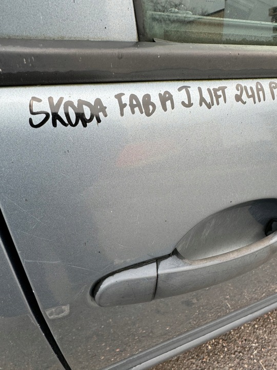 фото №9, Skoda fabia i рестайлинг универсал дверь правые передние правый перед lf7u