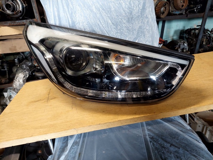 фото №10, Mercedes a253 фара led правая