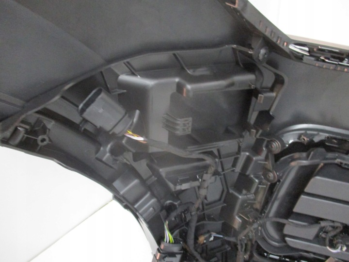 фото №11, Бампер vw touareg 760 r-line 6 pdc