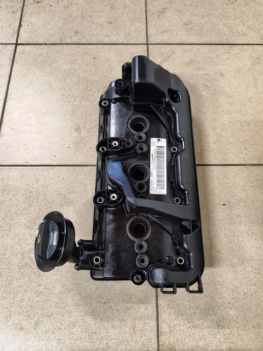 фото №1, Крышка клапанов 3.0 tdi crt audi