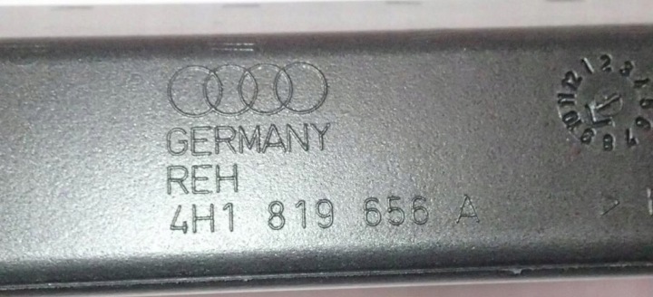 фото №10, Заборщик канал воздуха audi a8 s8 d4 4h1819656a