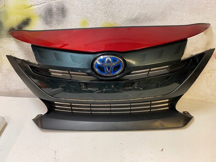 фото №1, Решётка toyota prius plug in