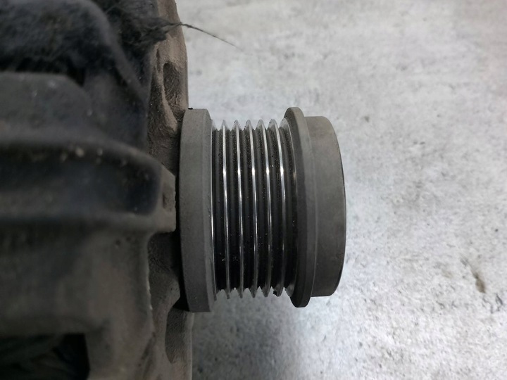 фото №6, Генератор mazda 5 ii 10- av6n-10300-gc 30659390 tg15c18 2612673b 1.6