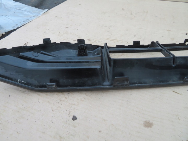 фото №12, Решётка бампера volvo v60 ii s60 iii r-design 18- 32293969