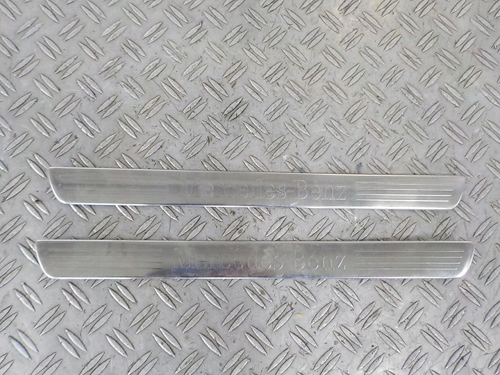 фото №1, C класс w205 планка накладка порога левая правая