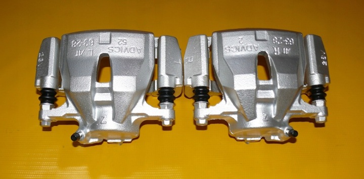 фото №9, Зажимы тормозные левое правое перед toyota rav4 rav-4 iii 3 296/28mm 06-12r.