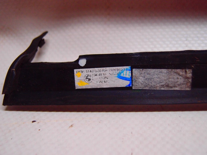 фото №7, Планка ущільнювач двері правий перед bmw 5 g30
